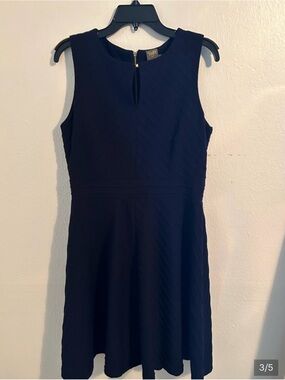 “REASONABLE OFFERS” Super Cute & Sexy “TAYLOR” Navy Blue Sleeveless Mini Dress 👗